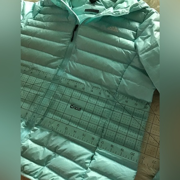 Adidas light aqua blue extra large puffer jacket with hood excellent condition - Picture 6 of 12